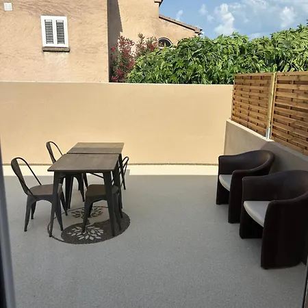 Plain-pied 4 Couchages Daire Biguglia (Corsica)